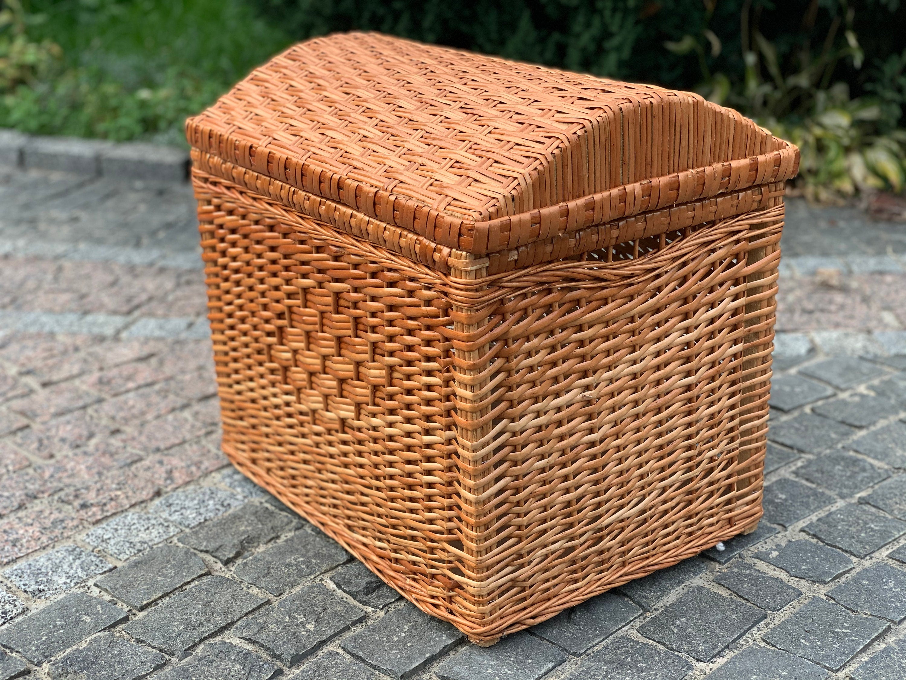 Wicker laundry basket, wicker basket, wicker basket for bathroom
