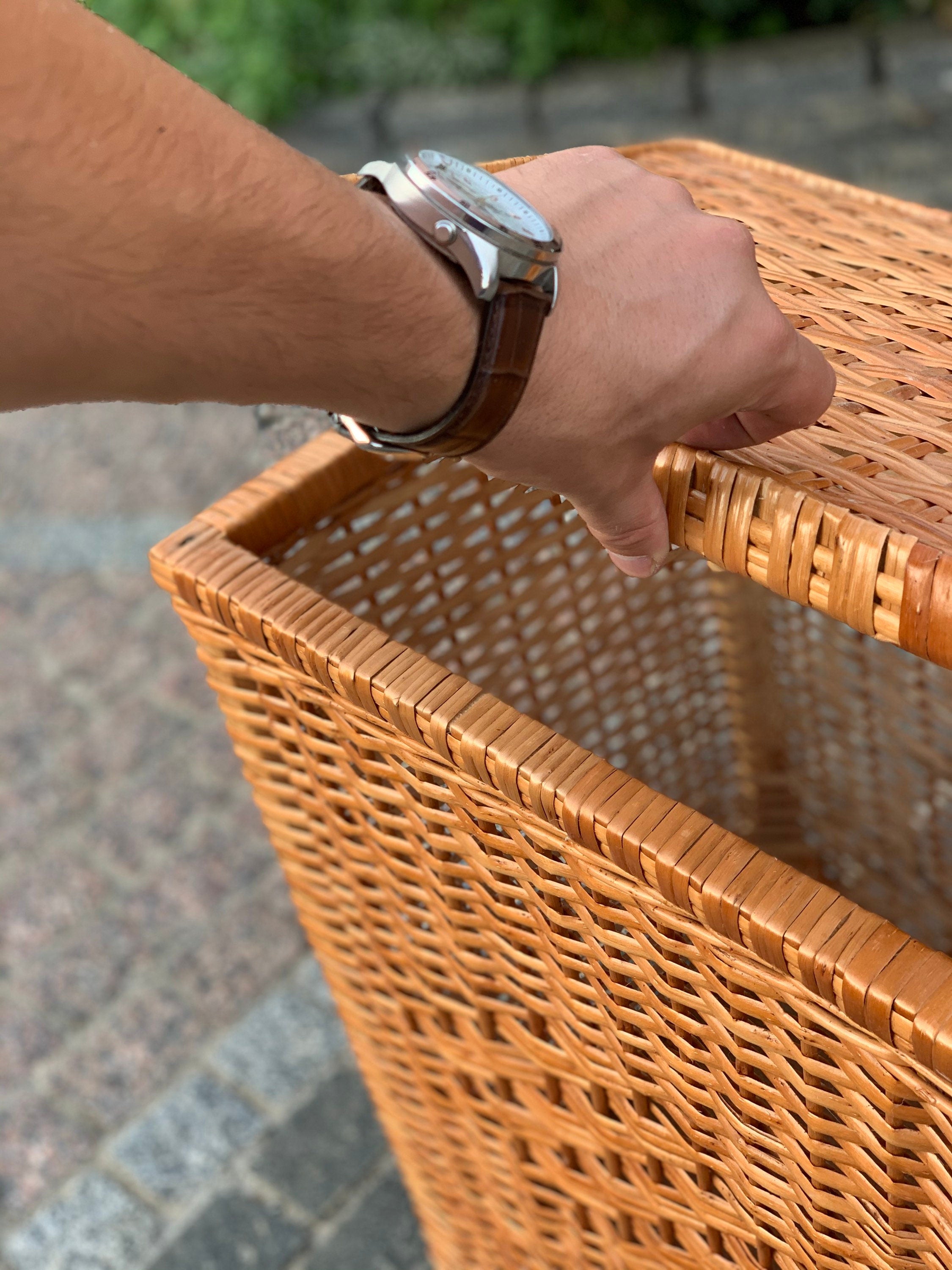 Wicker laundry basket laundry hamper, basket