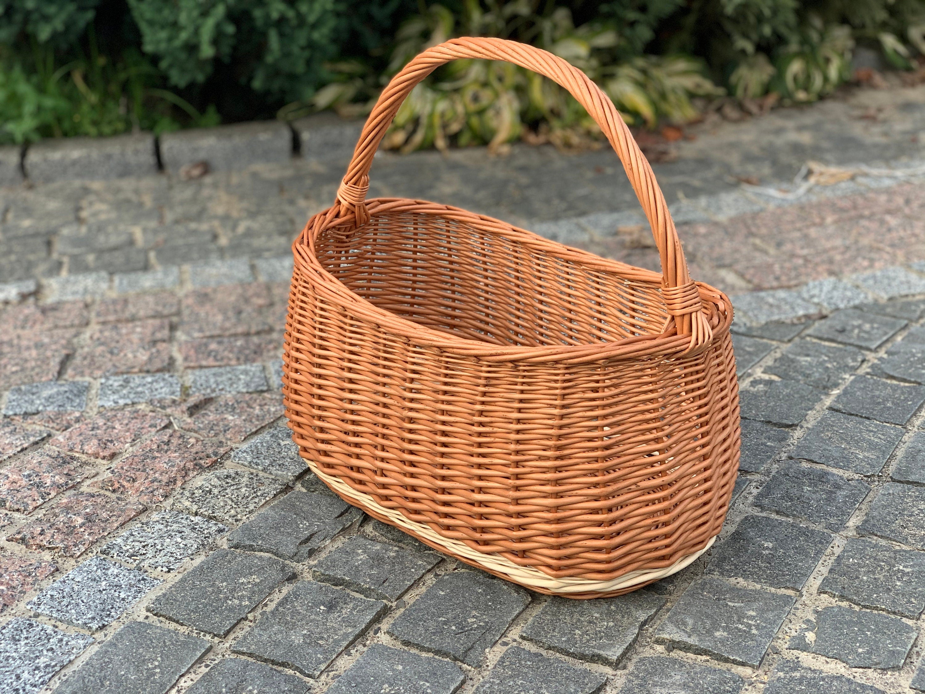 Willow Market Basket, Kids Willow Basket, round handled basket, flower girl basket,Small Rustic Basket