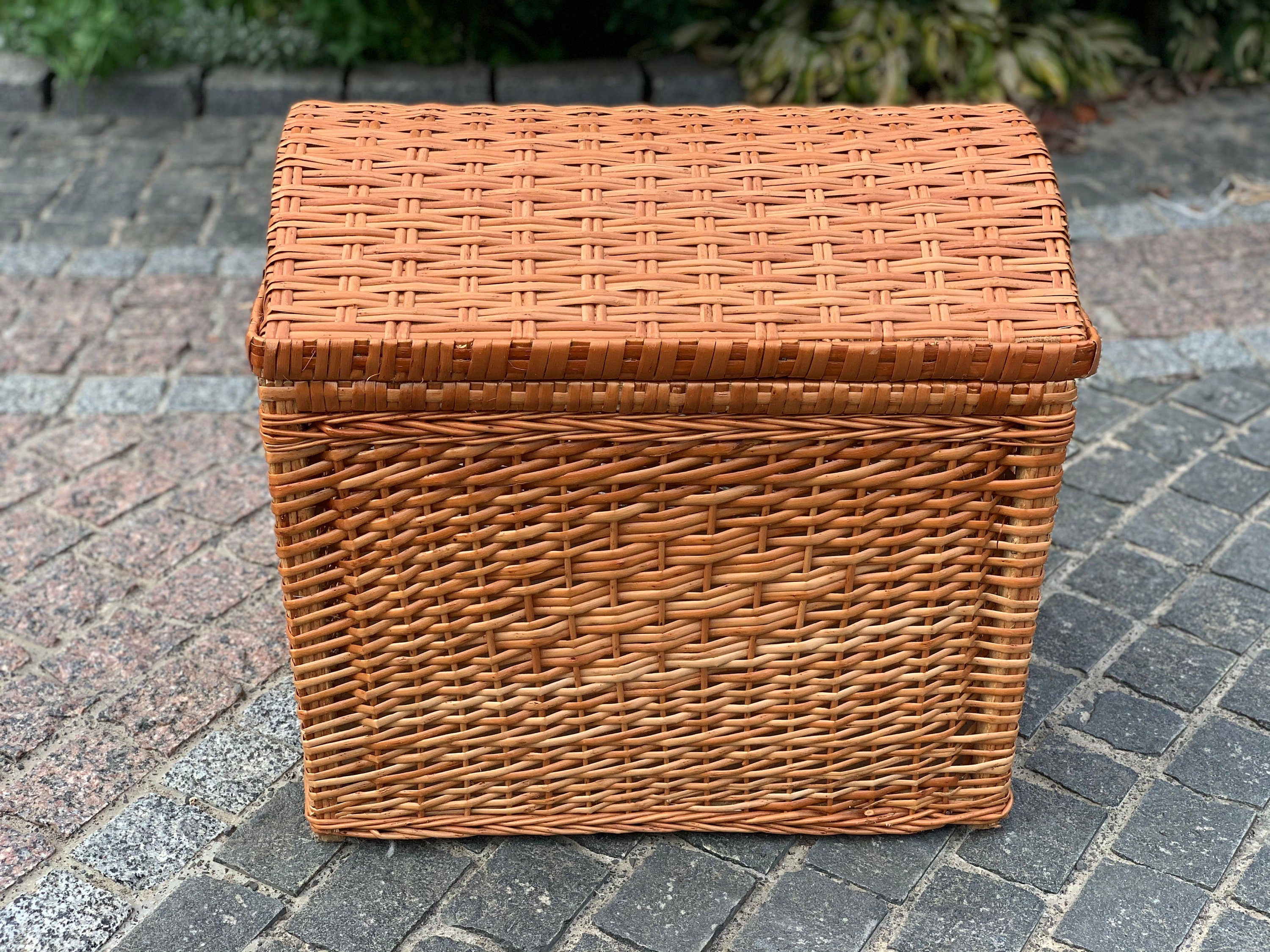 Wicker laundry basket, wicker basket, wicker basket for bathroom