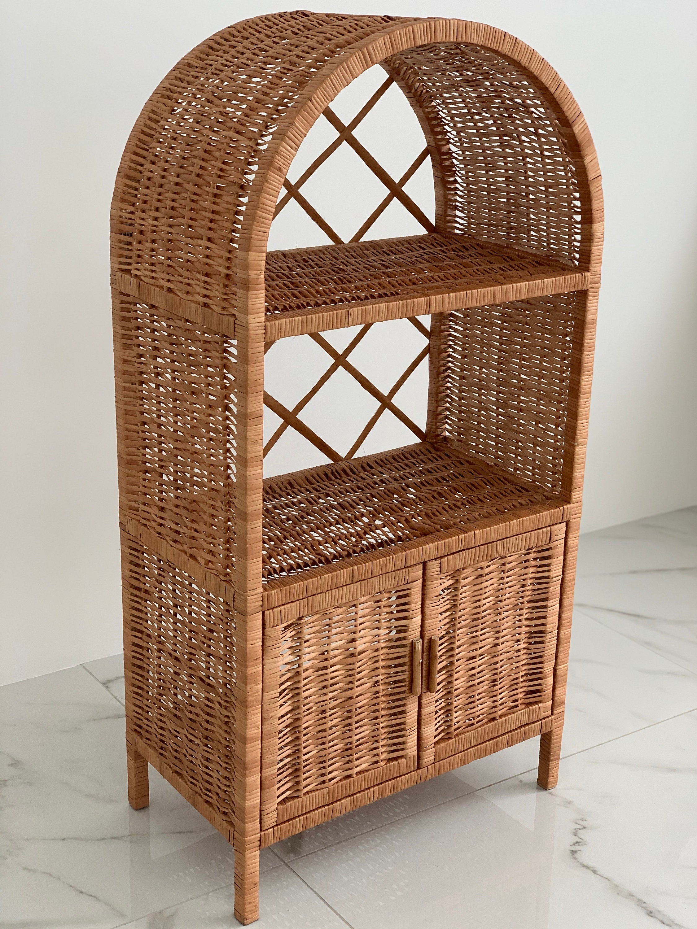 Сhest of drawers,Wicker shelf, Wicker Dresser