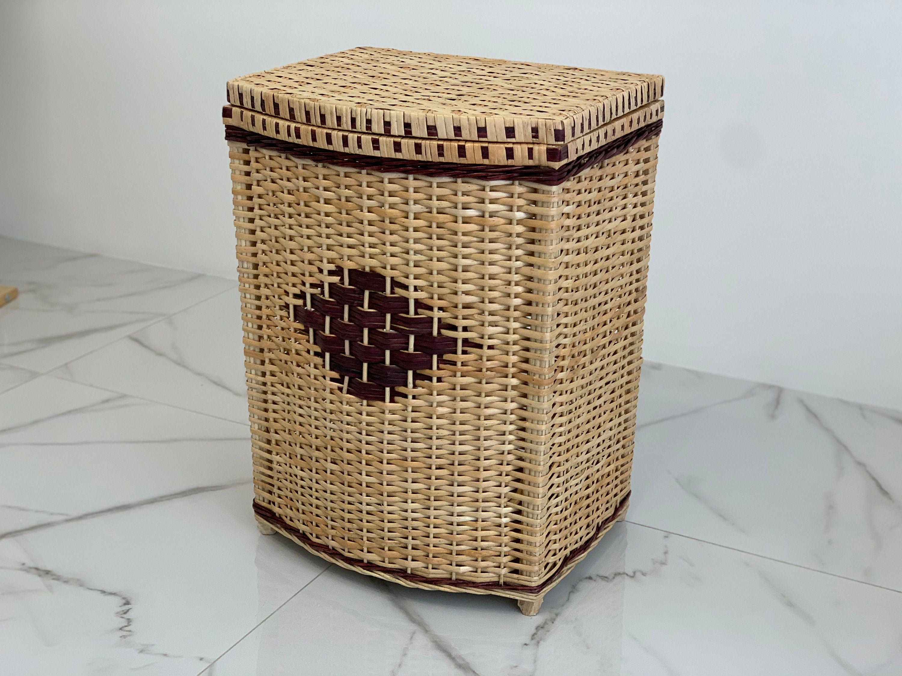 Mother's Day Gift, Wicker Laundry Basket with Lid, Wicker Bathroom Basket