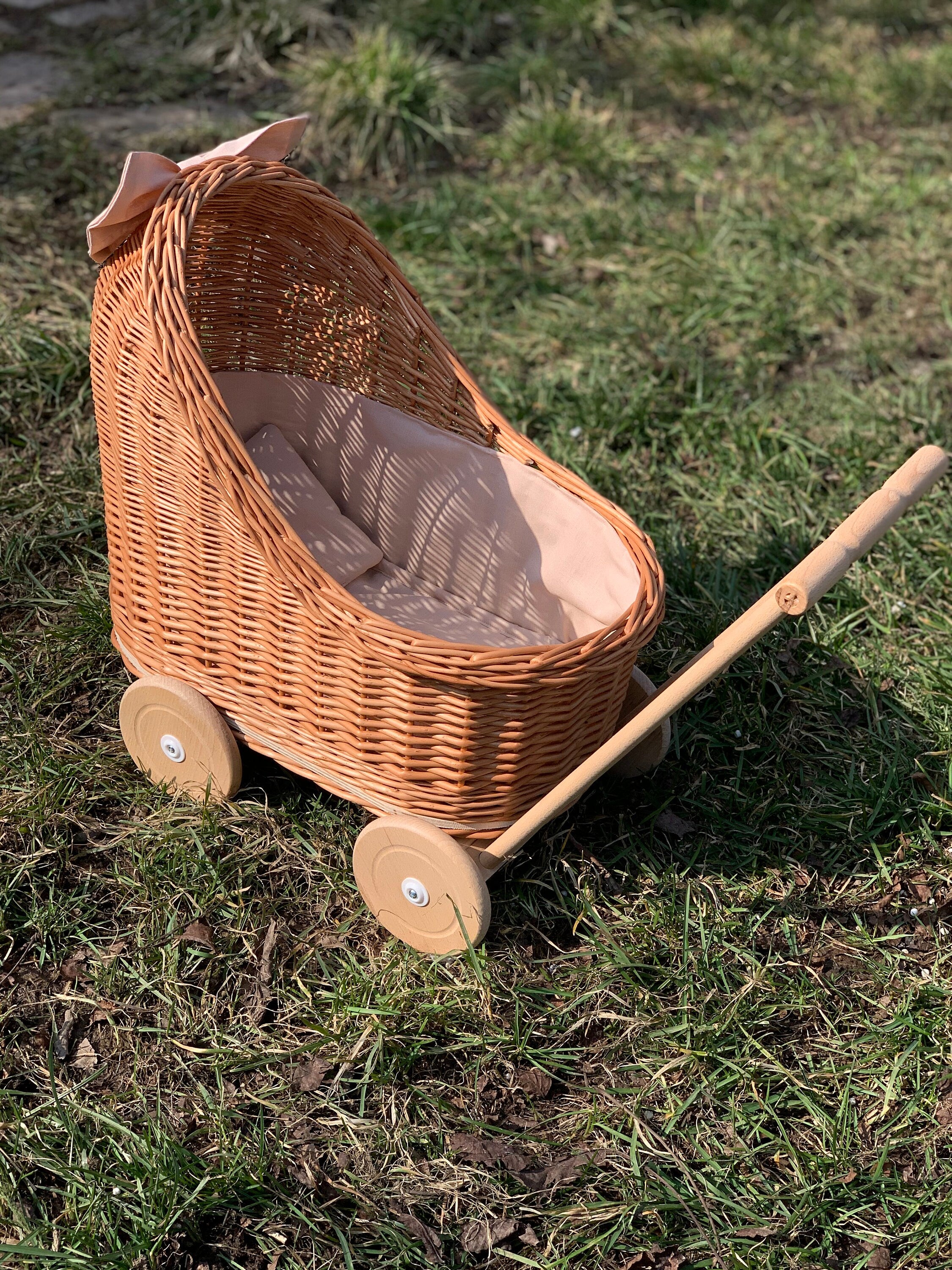 Wicker Baby Carriage, Doll Stroller, Doll Pram, Wicker Doll Stroller, Wicker Doll Pram, Wicker Willow Doll Stroller