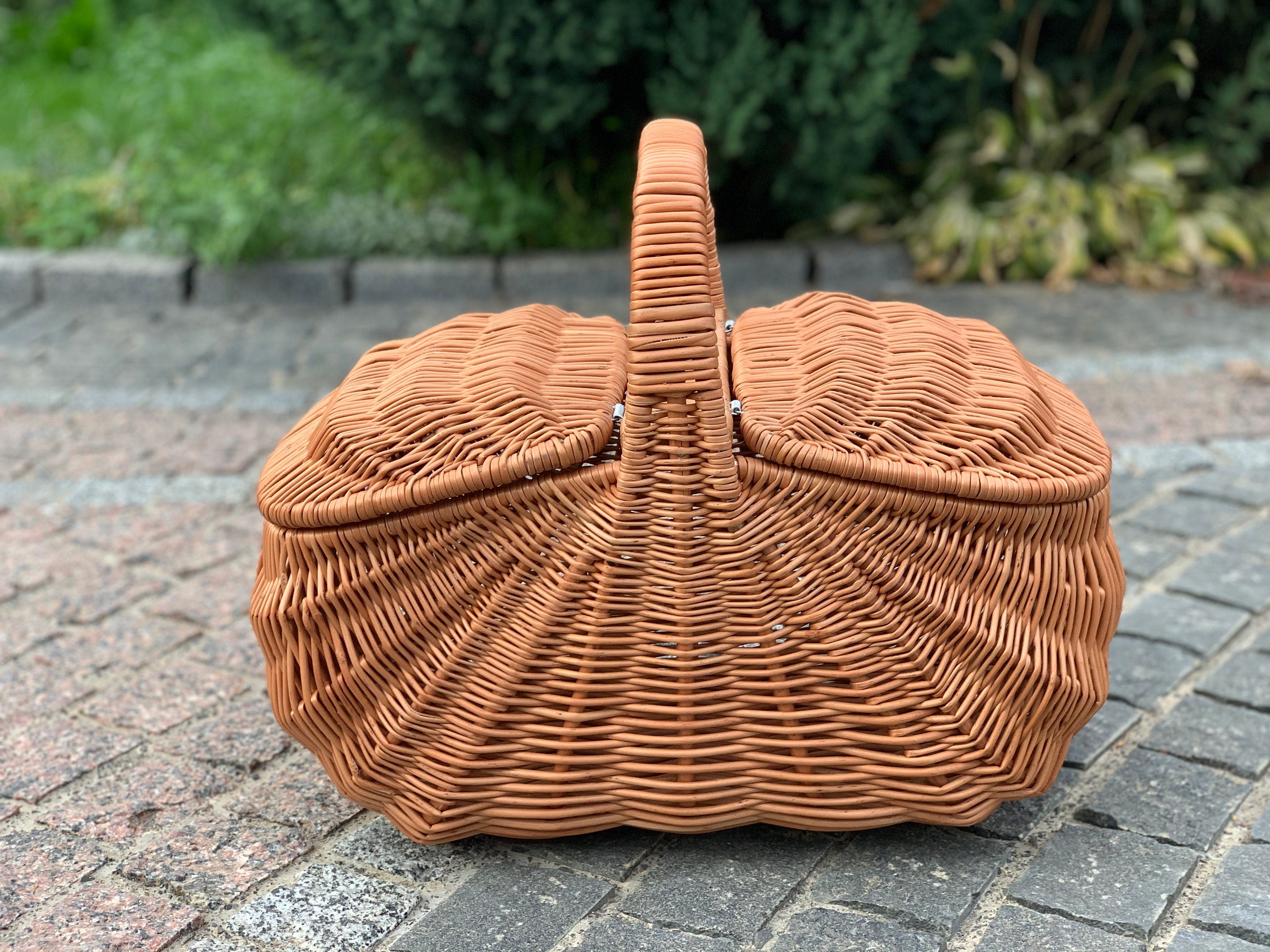 Handmade Wicker Basket with Top Handle Picnic Basket Market Basket Shopping Basket Fruit Basket in Vintage