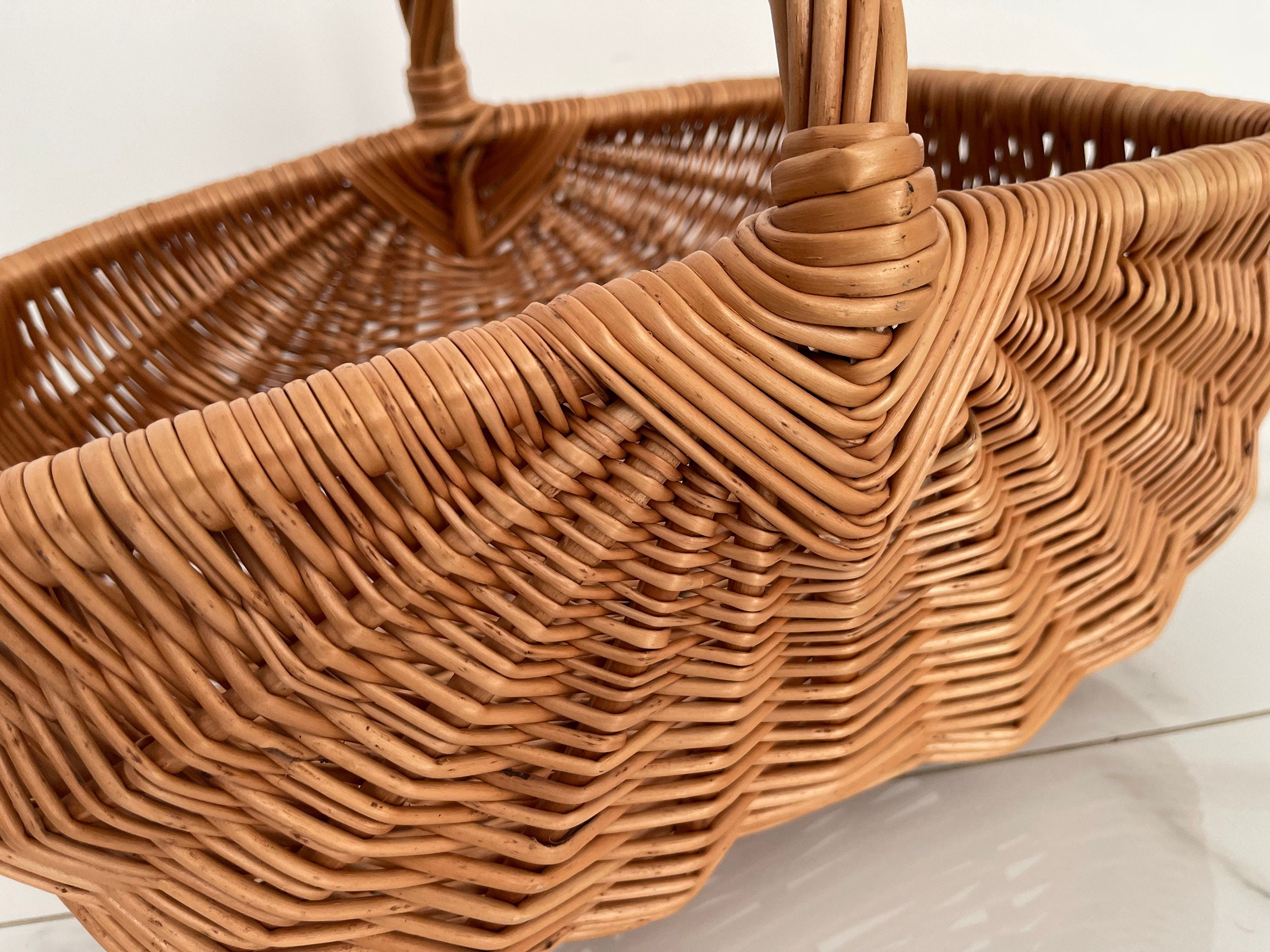 Willow Basket, Woven Wicker Basket, Gathering Basket, Woven Picnic Basket, Rectangular Basket, Grocery Wicker Basket with Handle