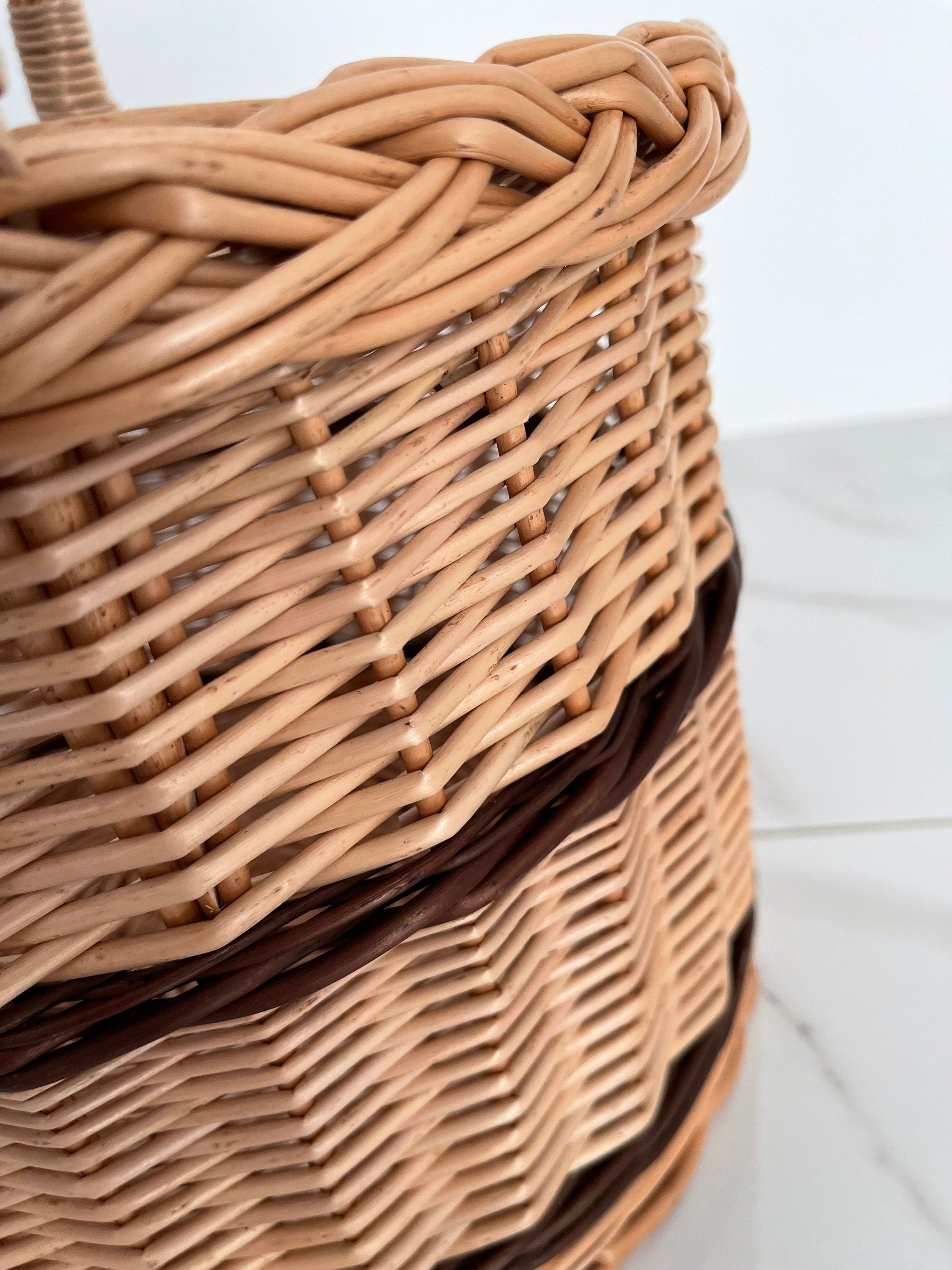 Wicker basket, storage basket, wicker easter basket, picnic basket, , Kids Willow Basket, round handled basket, Small Rustic Basket
