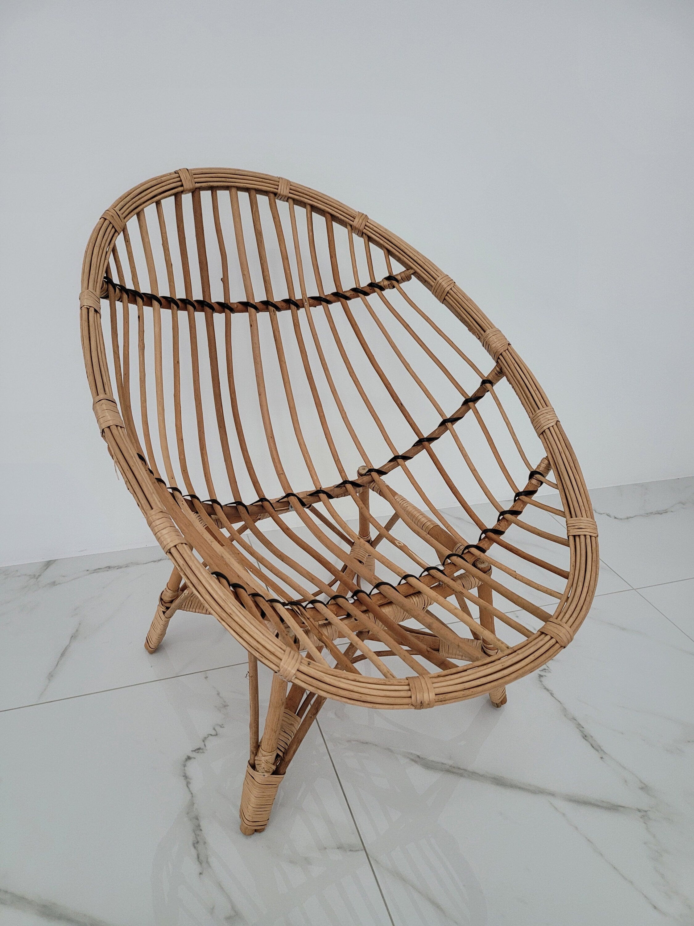 Patio chairs, Rattan chairs, Wood furniture
